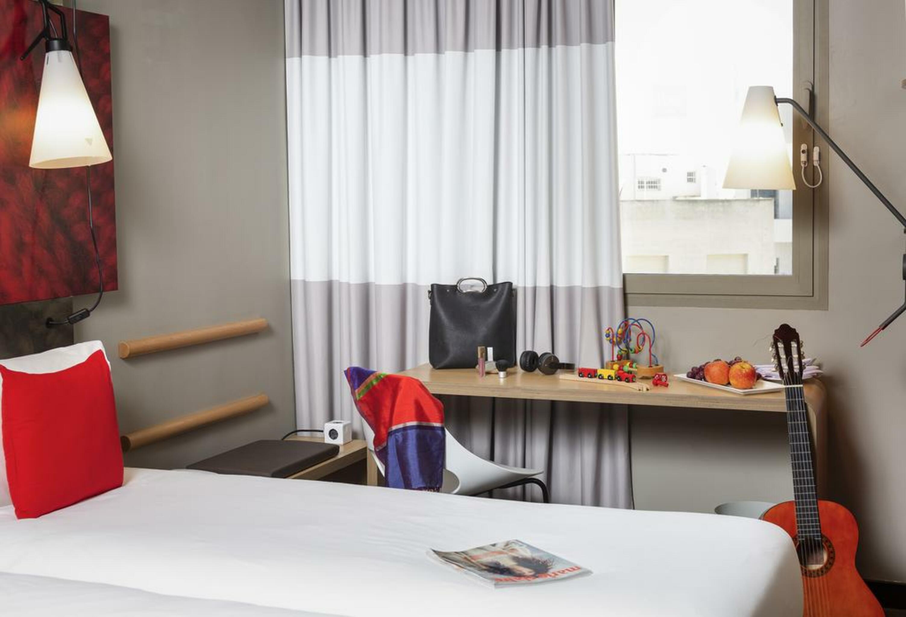 Ibis Dijon Gare Hotel Bagian luar foto