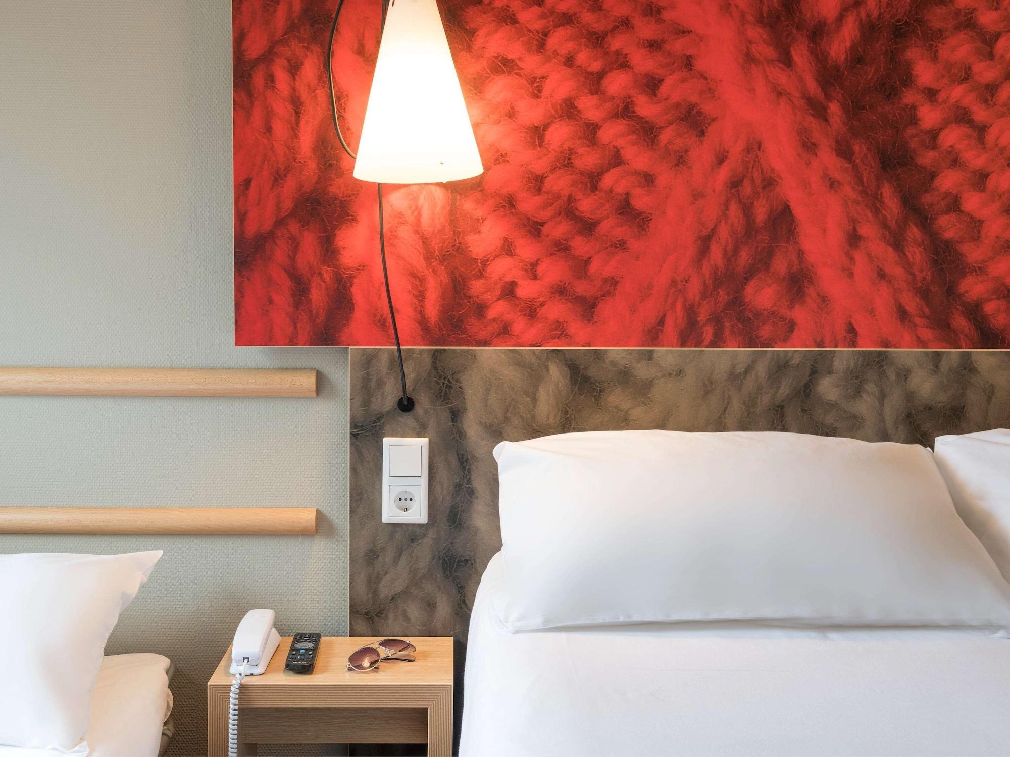 Ibis Dijon Gare Hotel Bagian luar foto