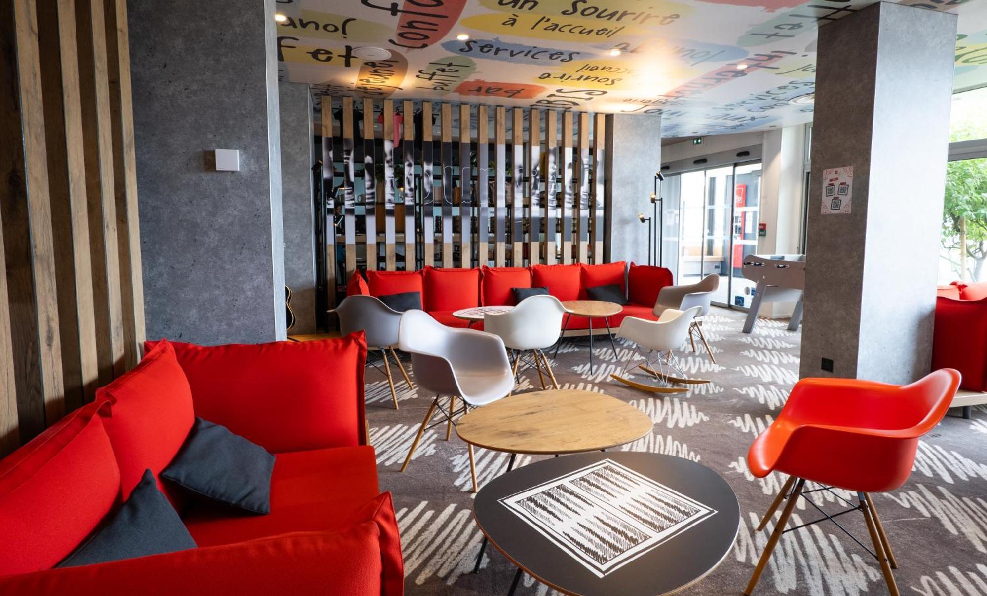 Ibis Dijon Gare Hotel Bagian luar foto