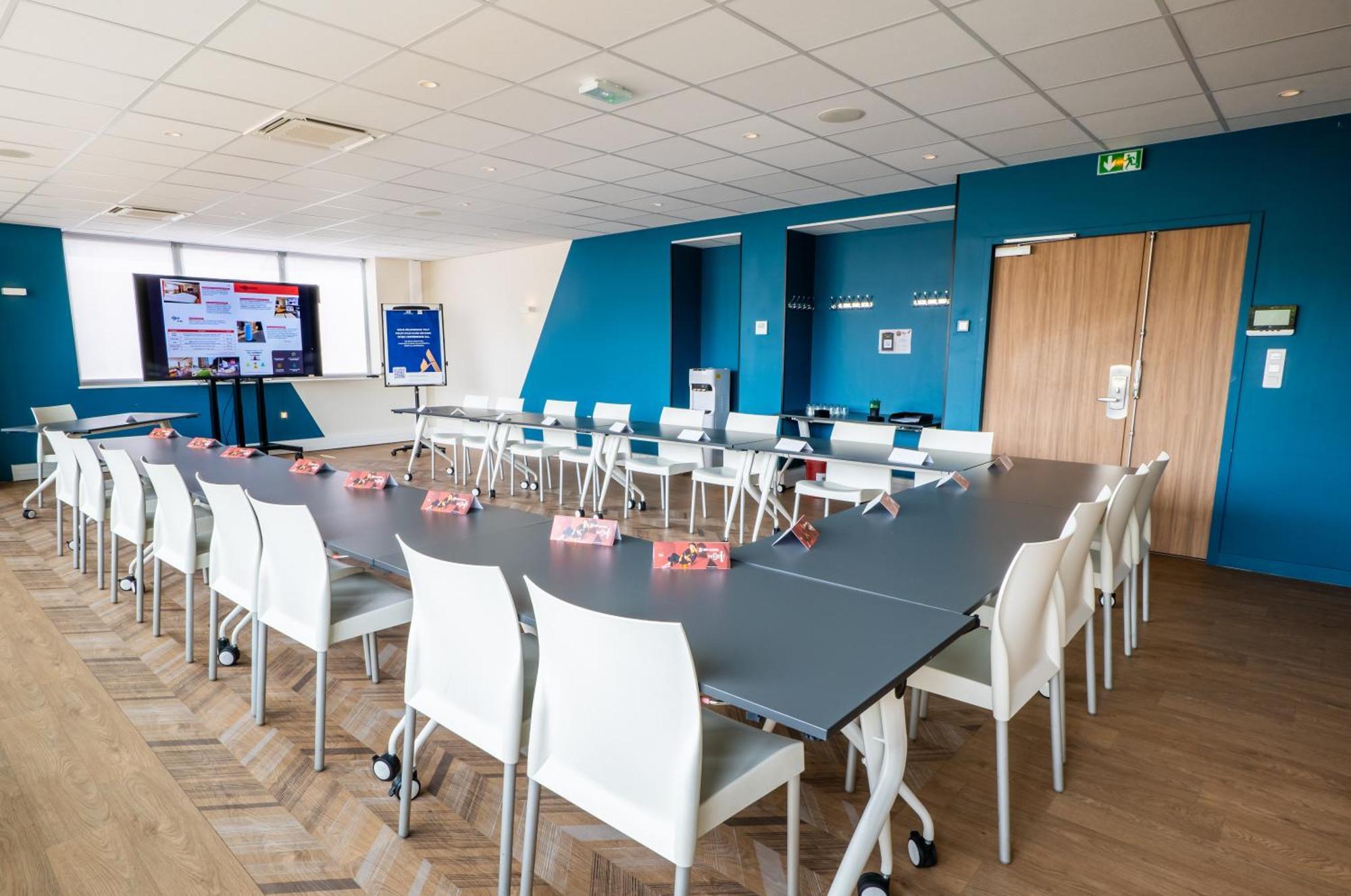 Ibis Dijon Gare Hotel Bagian luar foto